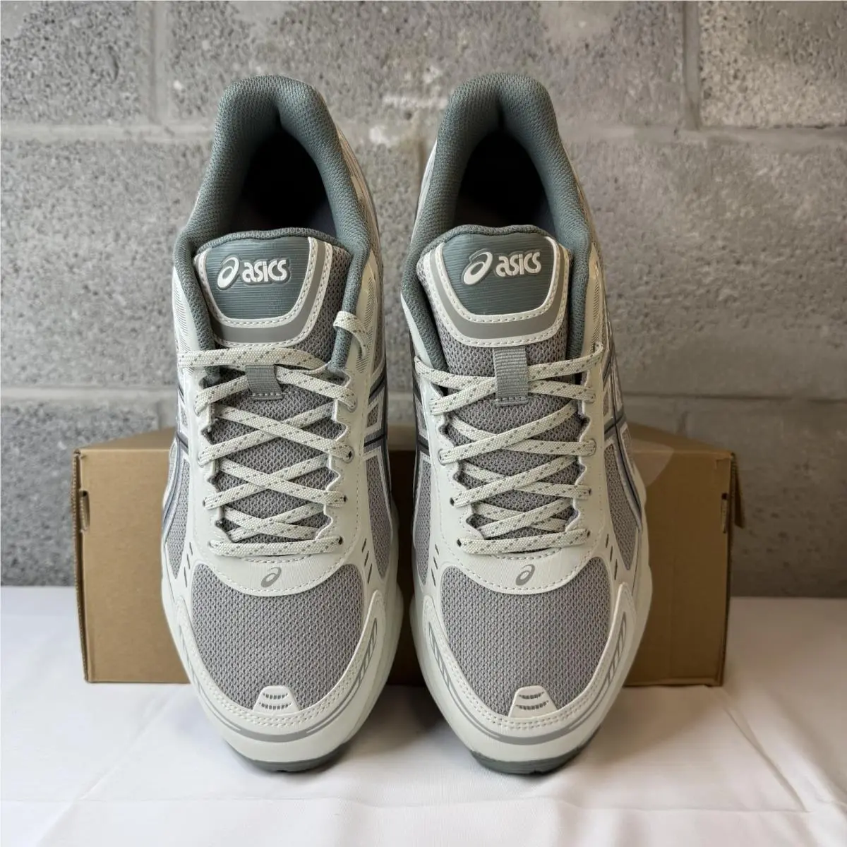 Asics shoes - ASICS GEL-Kinetic - 1203A591-021 - Gray 1