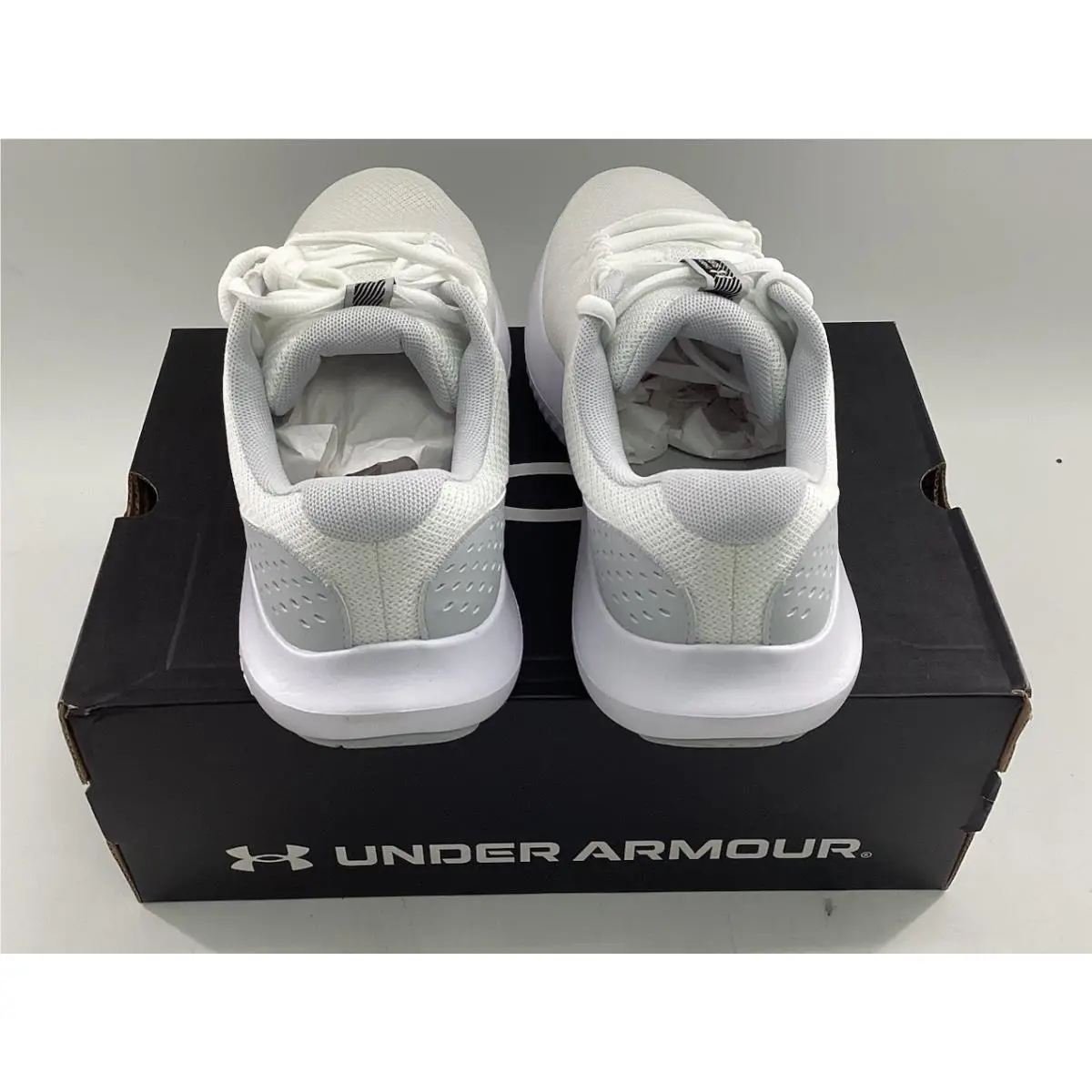 Under Armour shoes - Under Armour Surge - Surge - White 1
