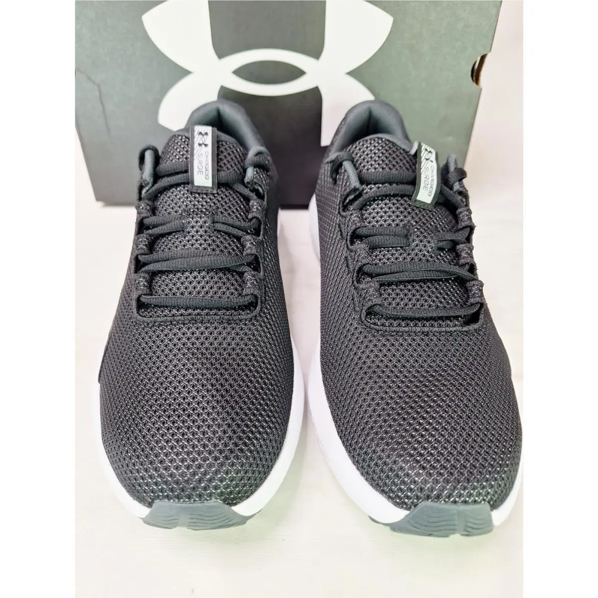 Under Armour shoes - Under Armour Surge - Surge - Black (UPC: 0637586958427) 2