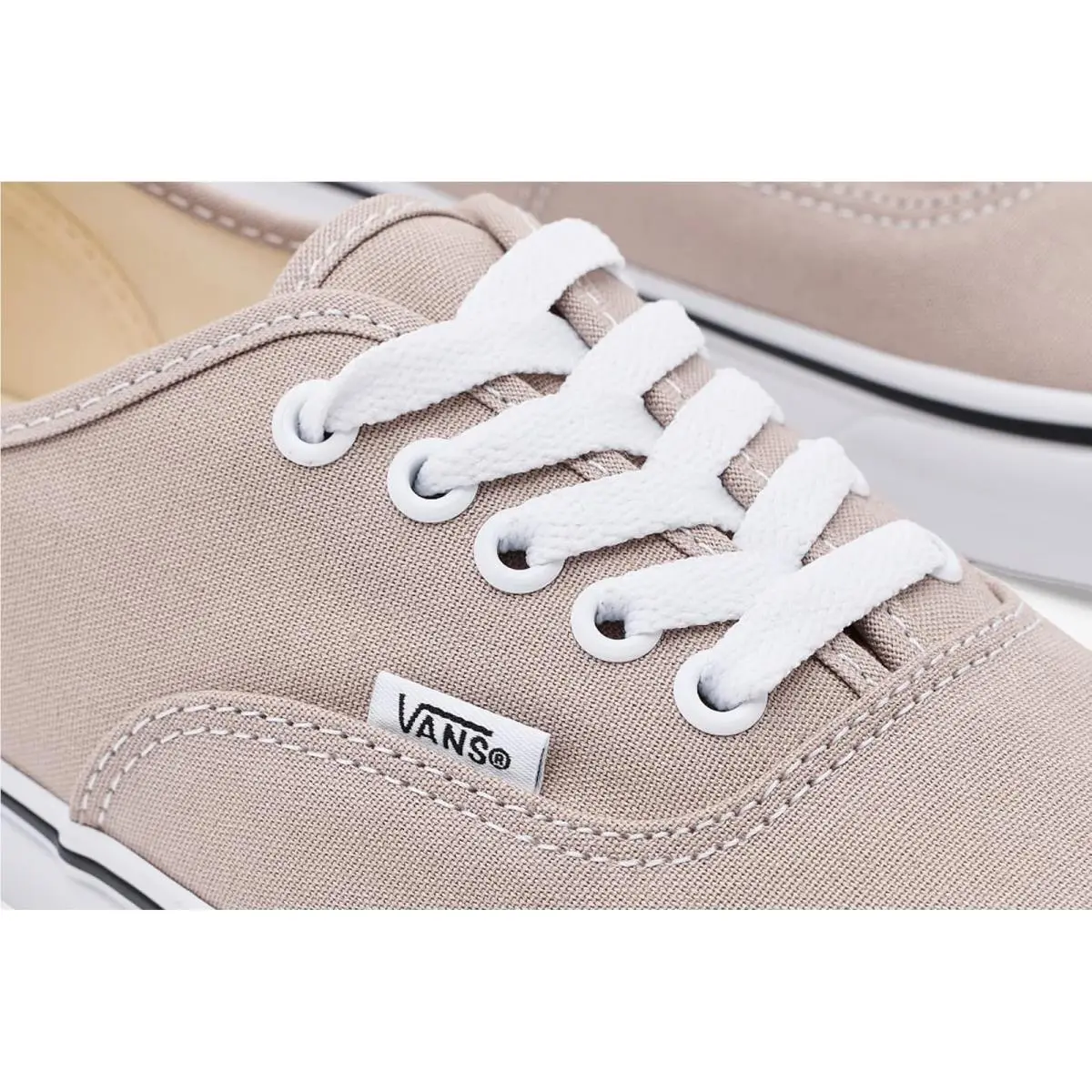 Vans shoes  - (Golden Coast) Black/White Checker 18