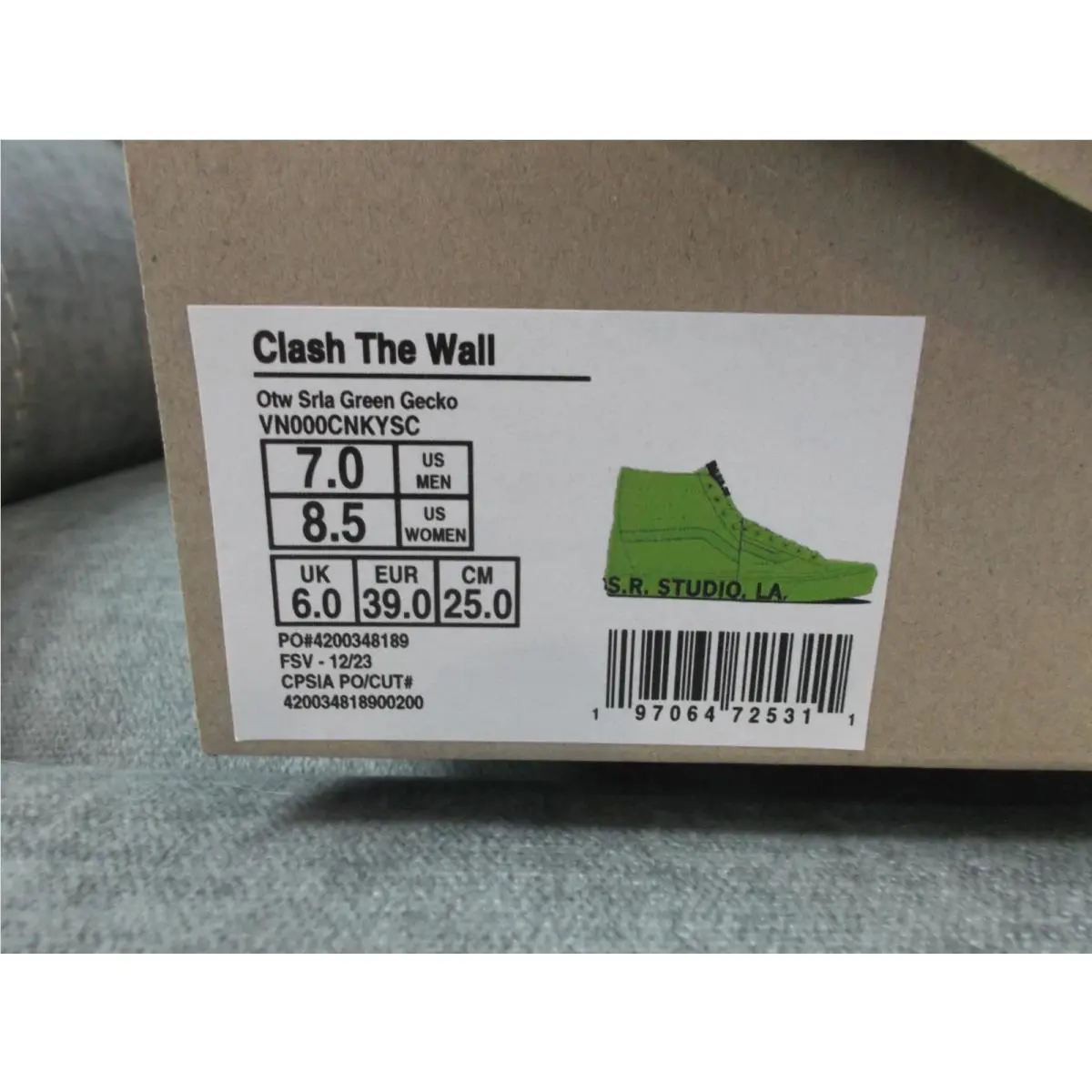 Vans shoes - VANS S.R. STUDIO. LA. CA. x Clash The Wall - VN000CNKYSC - Green (UPC: 197064725311) 0