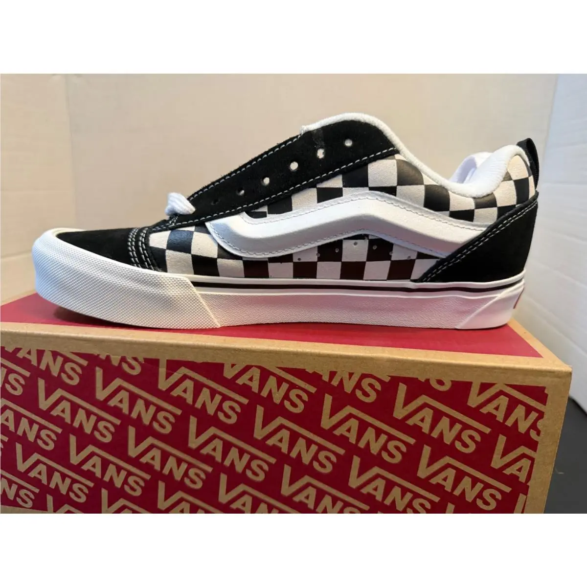 Vans Knu Skool SZ Mens 8 Checkerboard Black/white VN000D22BPB