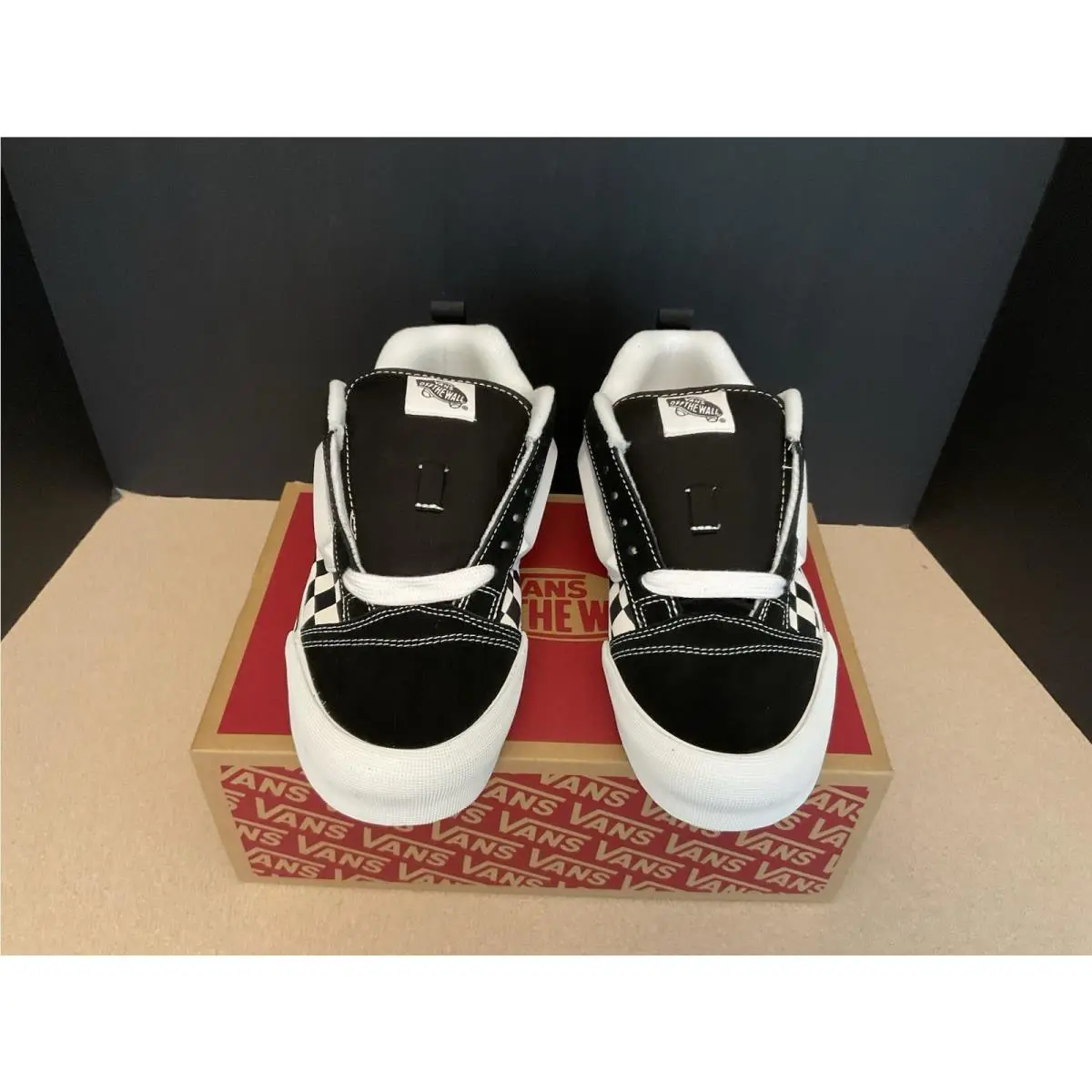 Vans shoes - VANS Knu-Skool - VN000D22BPB - Black/White 0