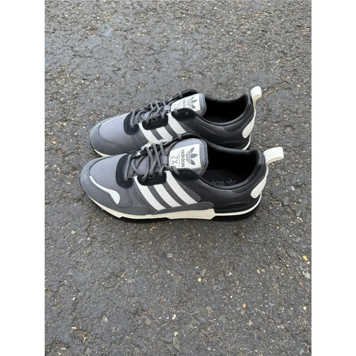 Adidas shoes - adidas ZX 700 - H01851 - Gray 29