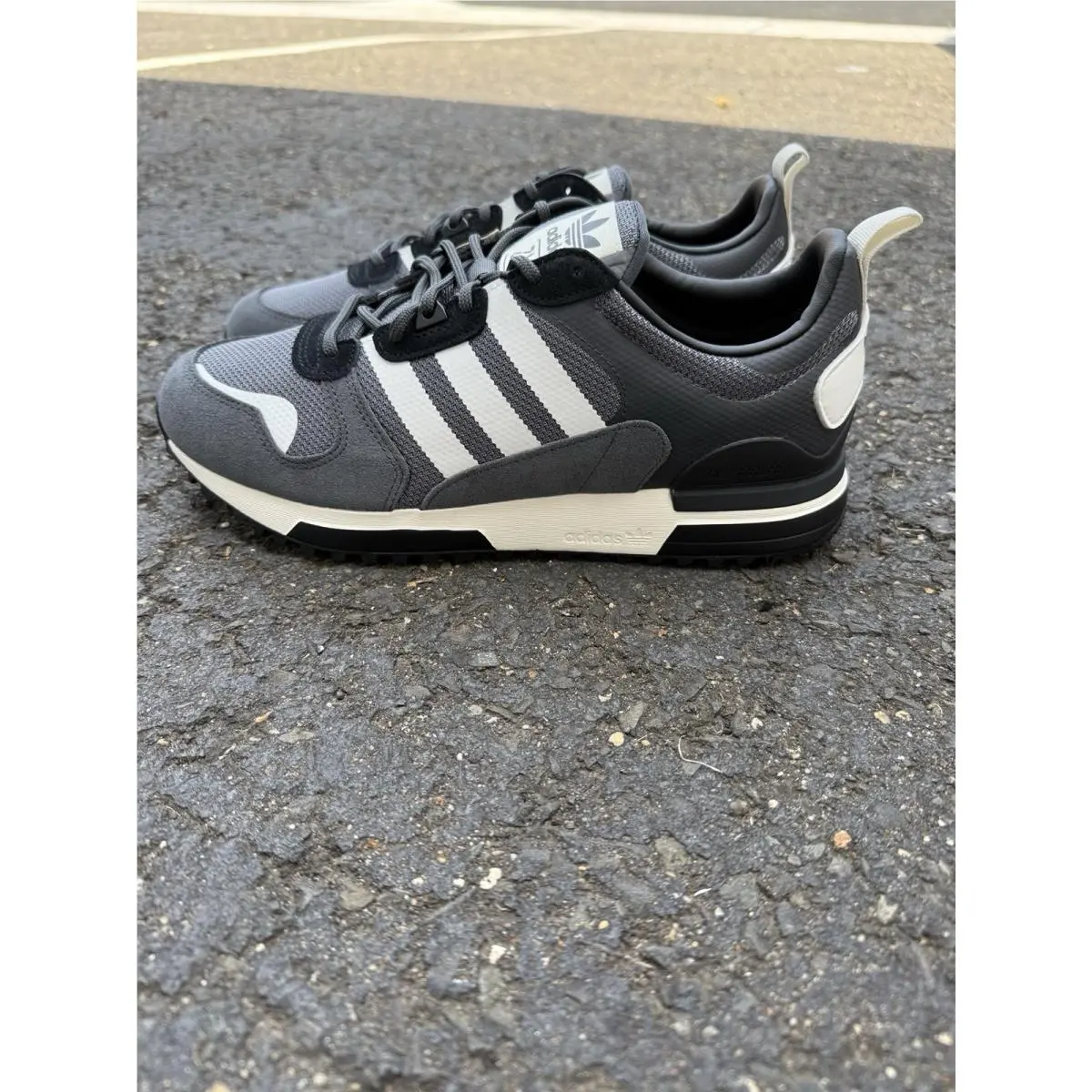 Adidas shoes - adidas ZX 700 - H01851 - Gray 31