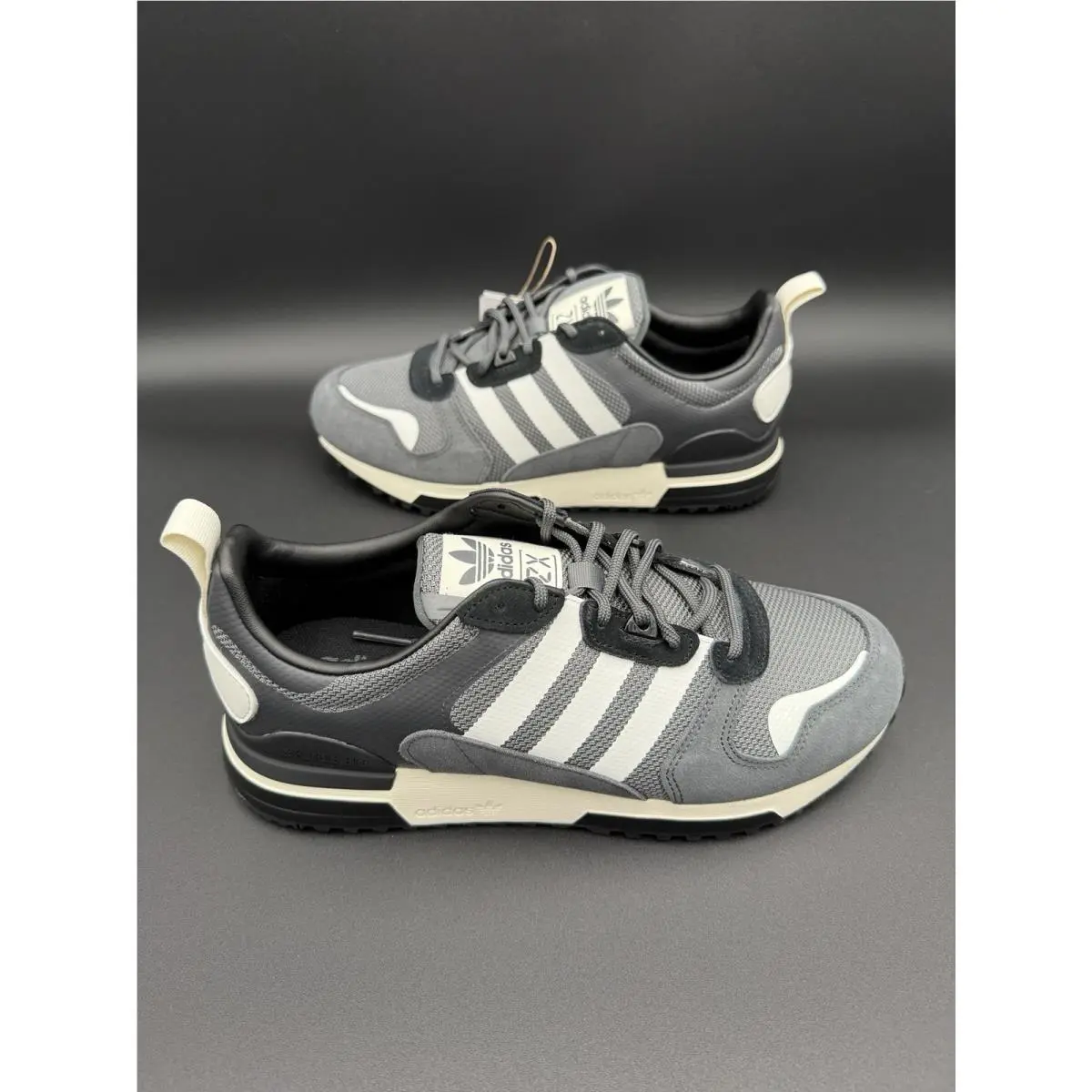 Adidas shoes - adidas ZX 700 - H01851 - Gray 40