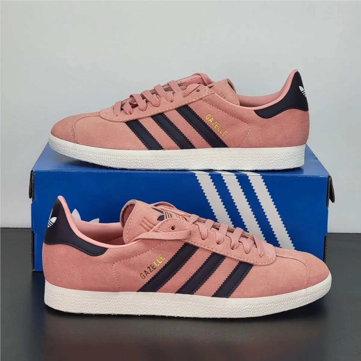 Gazelle Men`s Size 9 Shoes Pink Black White Athletic Casual Sneakers by Adidas