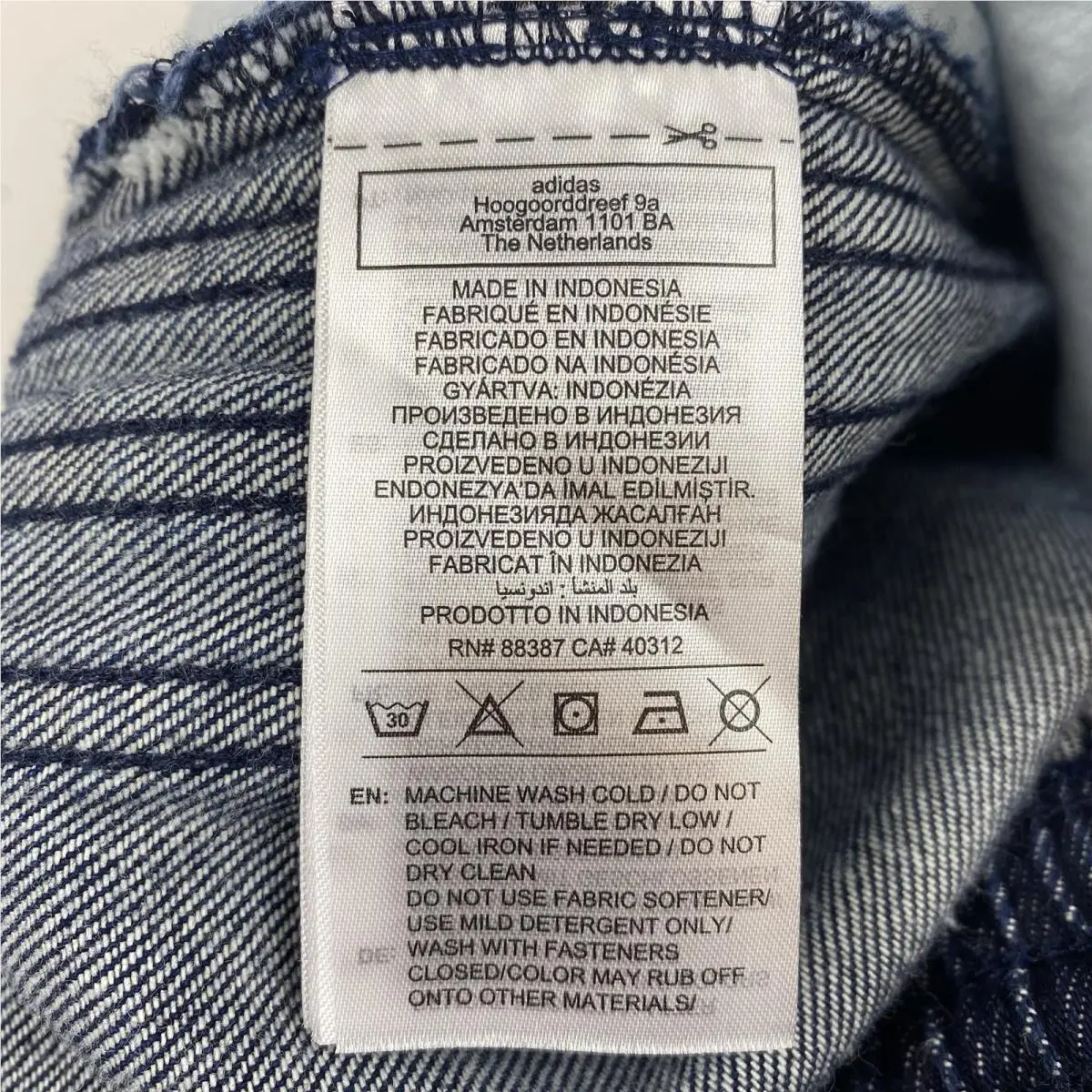 Adidas clothing - Blue 6