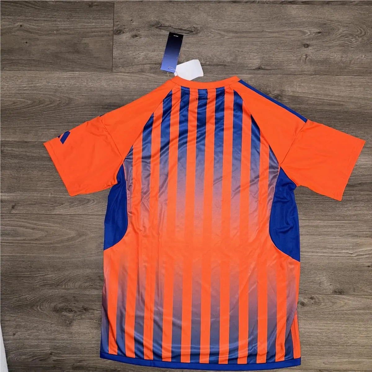 Adidas clothing - Orange 11