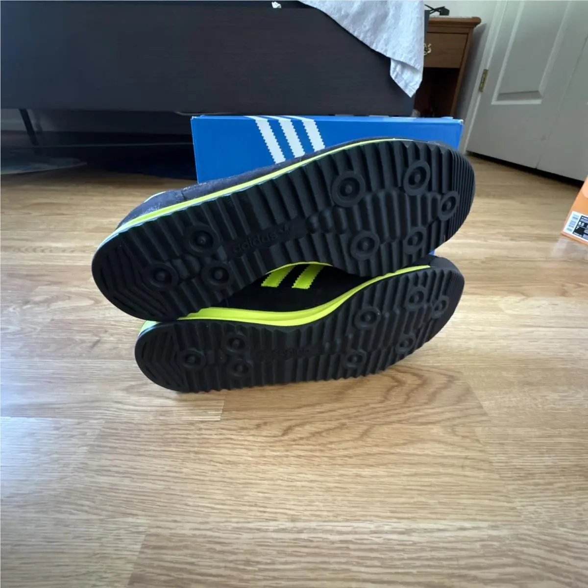 Adidas shoes - adidas SL 72 - IG4647 - Multi 5