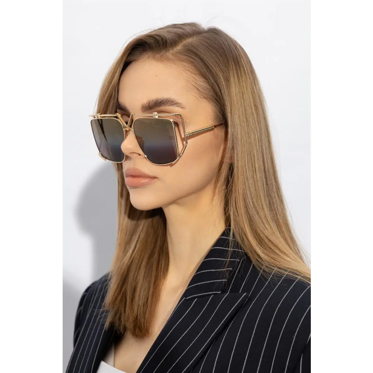 Valentino V-light VLS-116A Women Grey Titanium Sunglasses Valentino