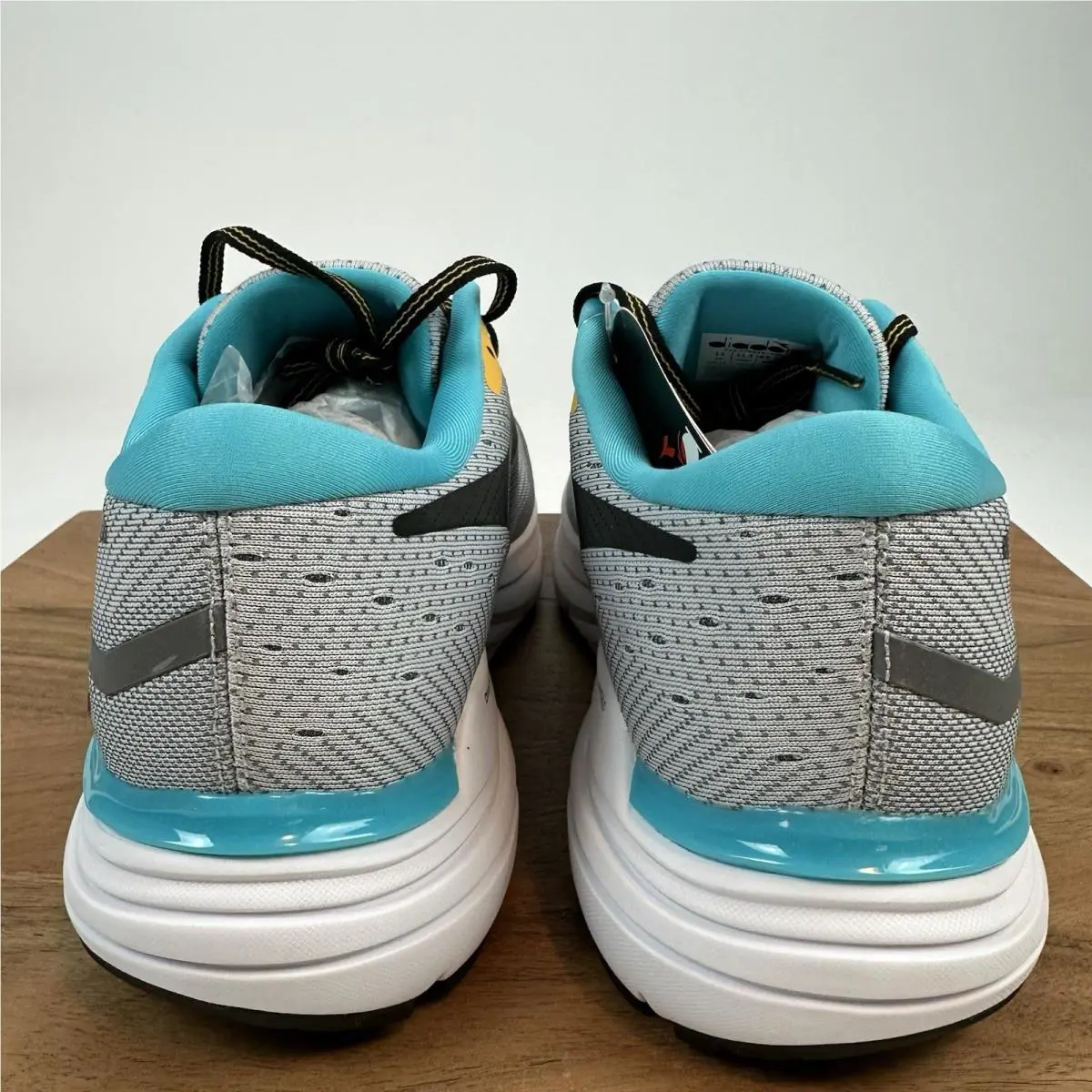 Diadora shoes - Diadora Mythos Blushield 6 - Mythos Blushield - 101176892 01 - Silver 4