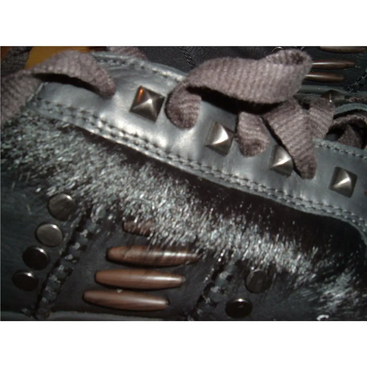 UGG shoes - Black (UPC: 191142441728) 2