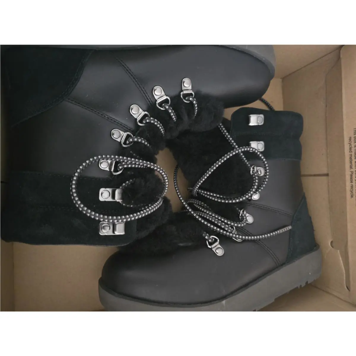 UGG shoes - Ugg - Black, Manufacturer: Black (UPC: 439089502318) 13