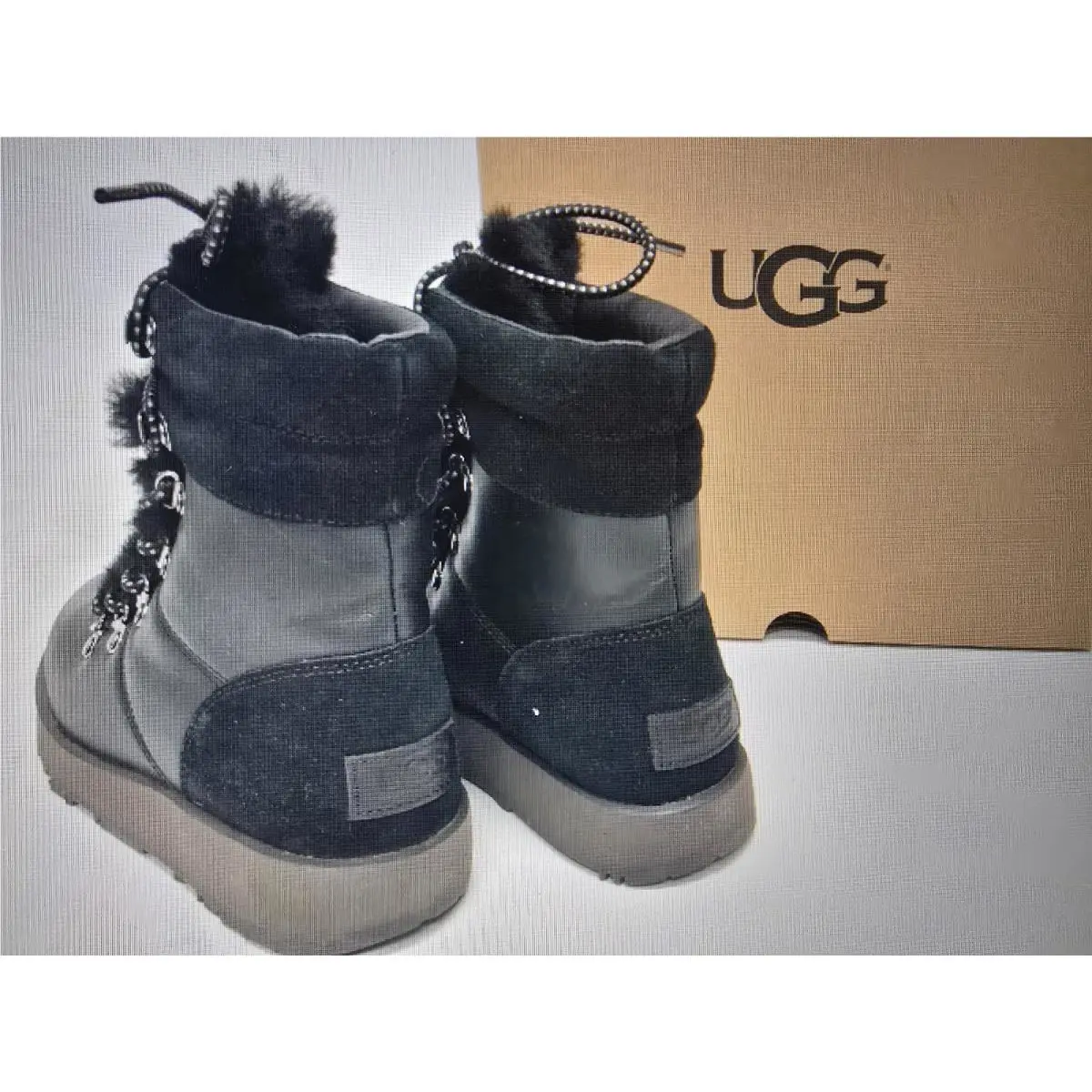 UGG shoes - Ugg - Black, Manufacturer: Black (UPC: 439089502318) 1