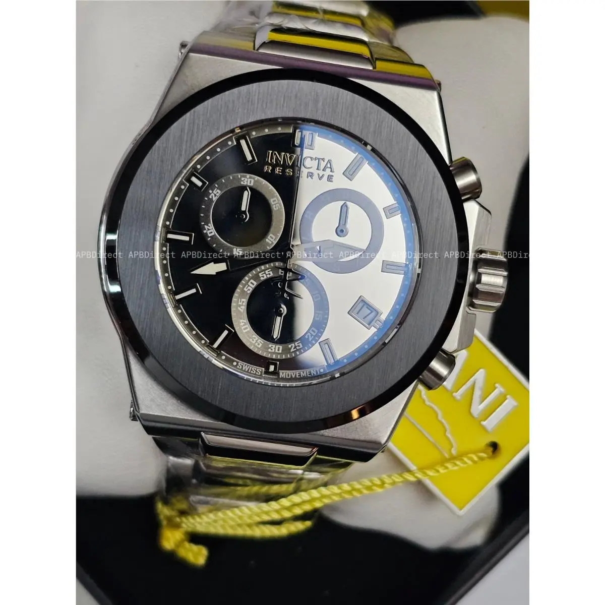 Invicta - Akula Reserve - Swiss Eta G10.212 - Silver Mirrored Dial - Mens Watch