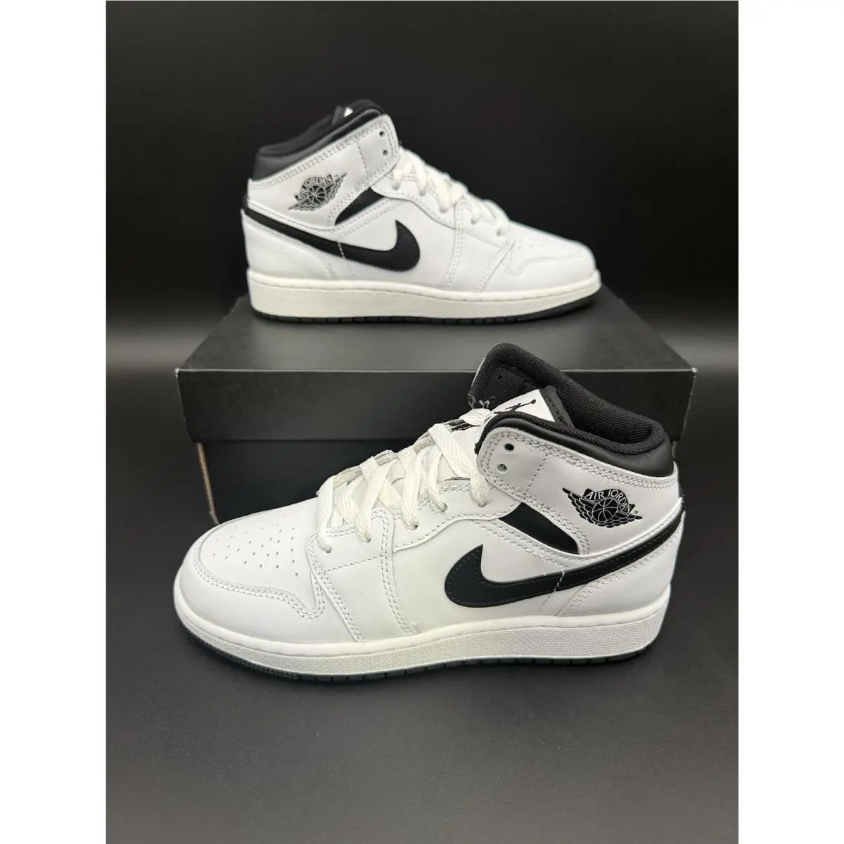 Nike shoes - Air Jordan 1 - Air - DQ8426-132 - White 1