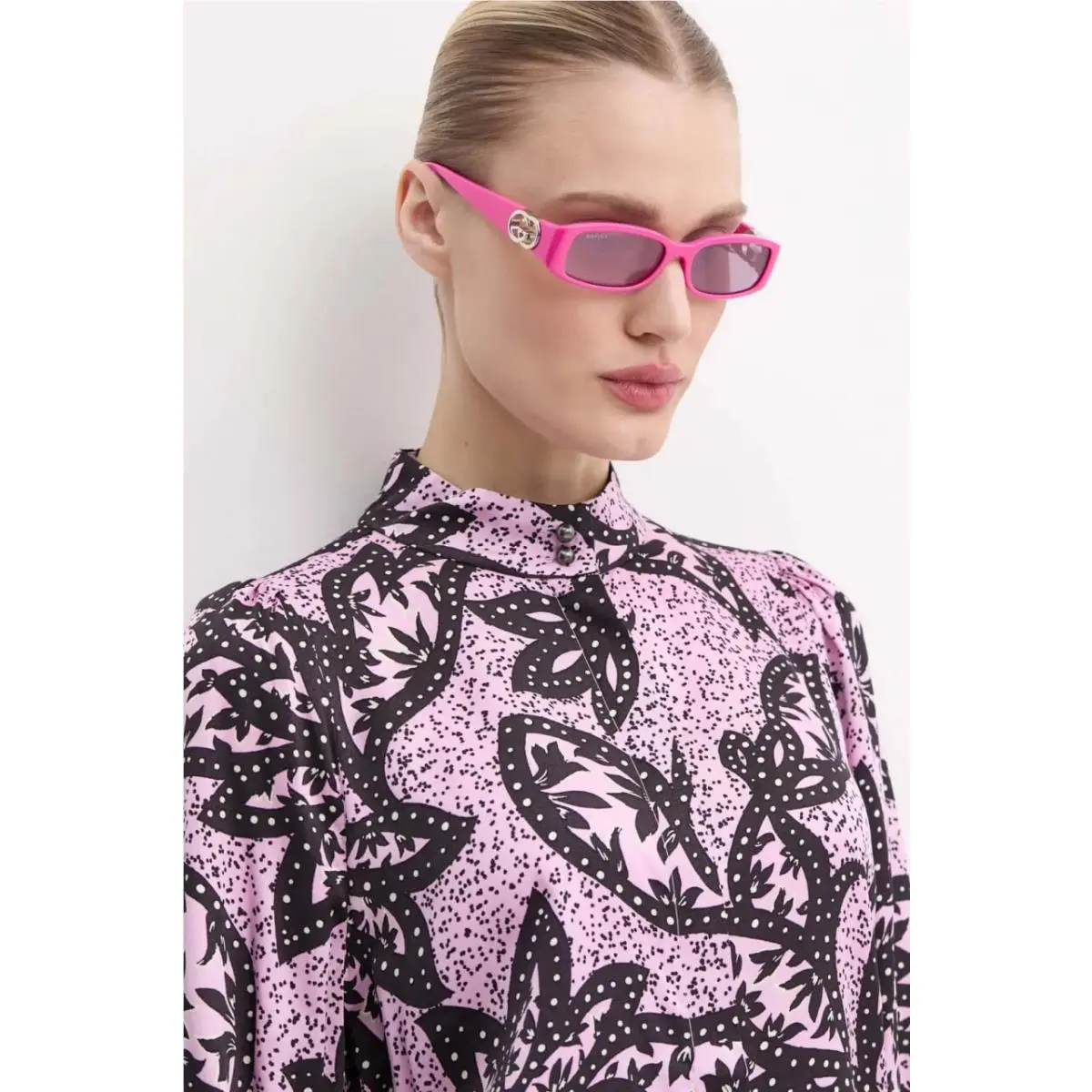 GG1661S 004 Pink Women Sunglasses  by Gucci