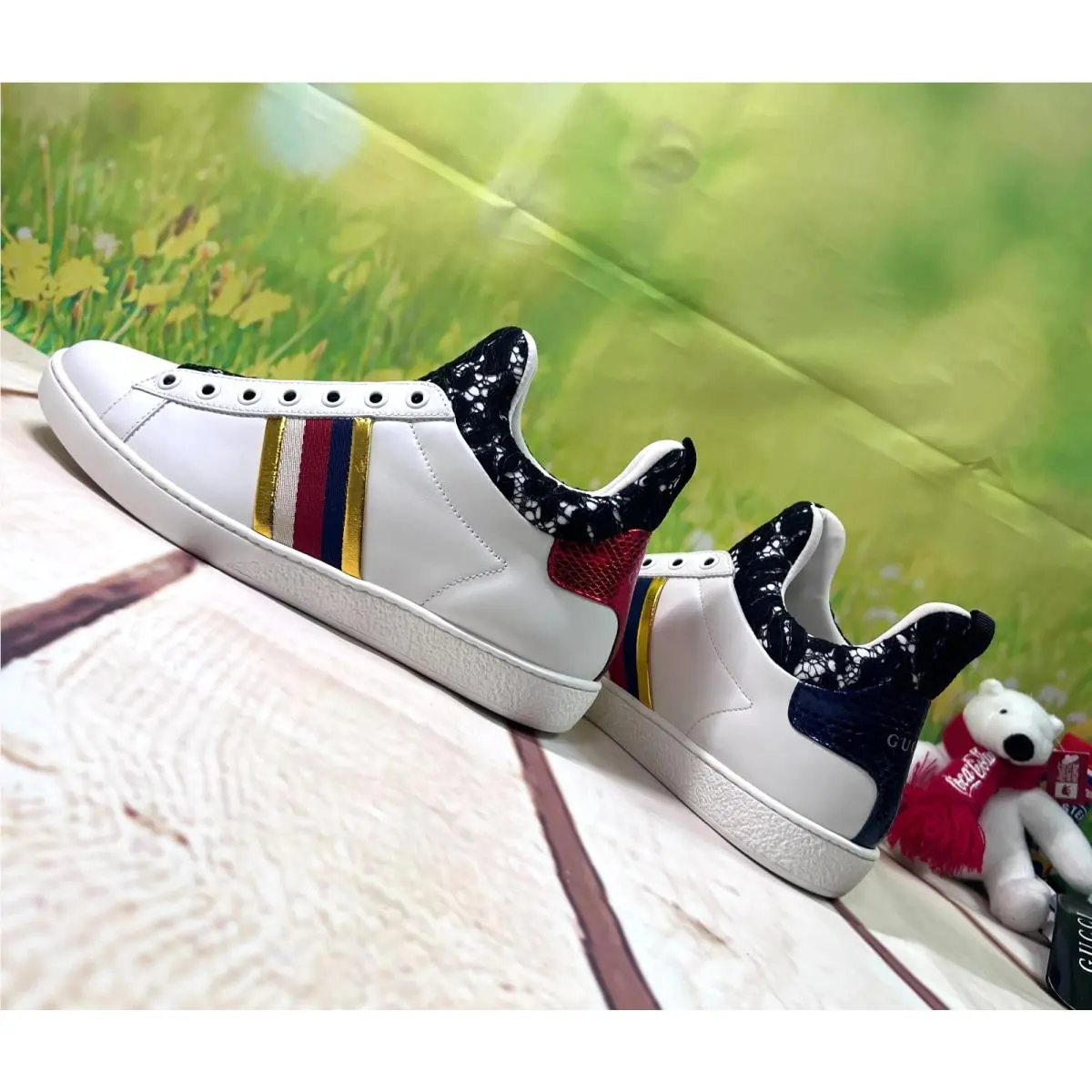 Gucci Ace Classic Color Stripe Leather Women`s White Sneakers US 7.5 Was$850