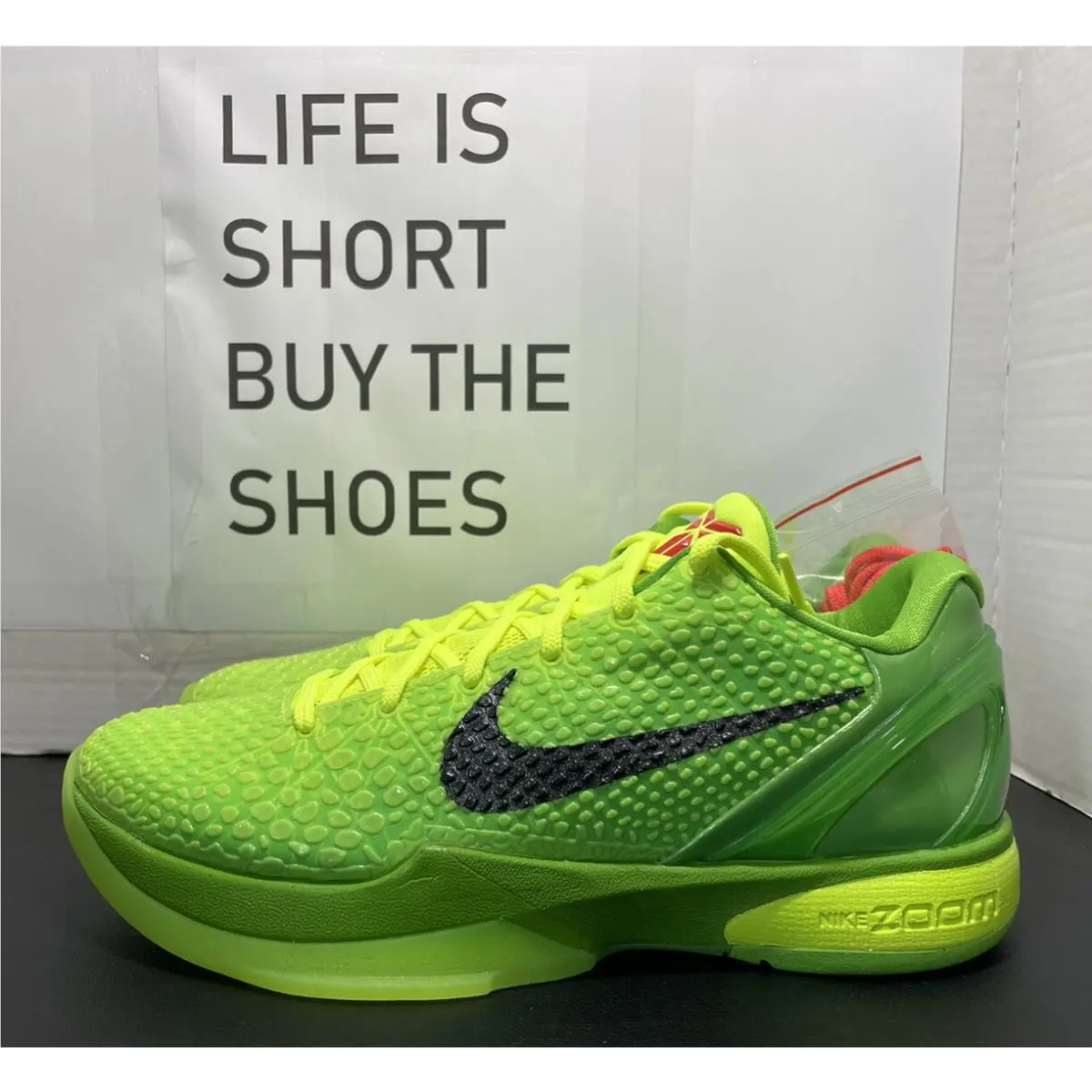 Nike shoes - Kobe grinch - Kobe grinch - Cw2190 300 - Green 1