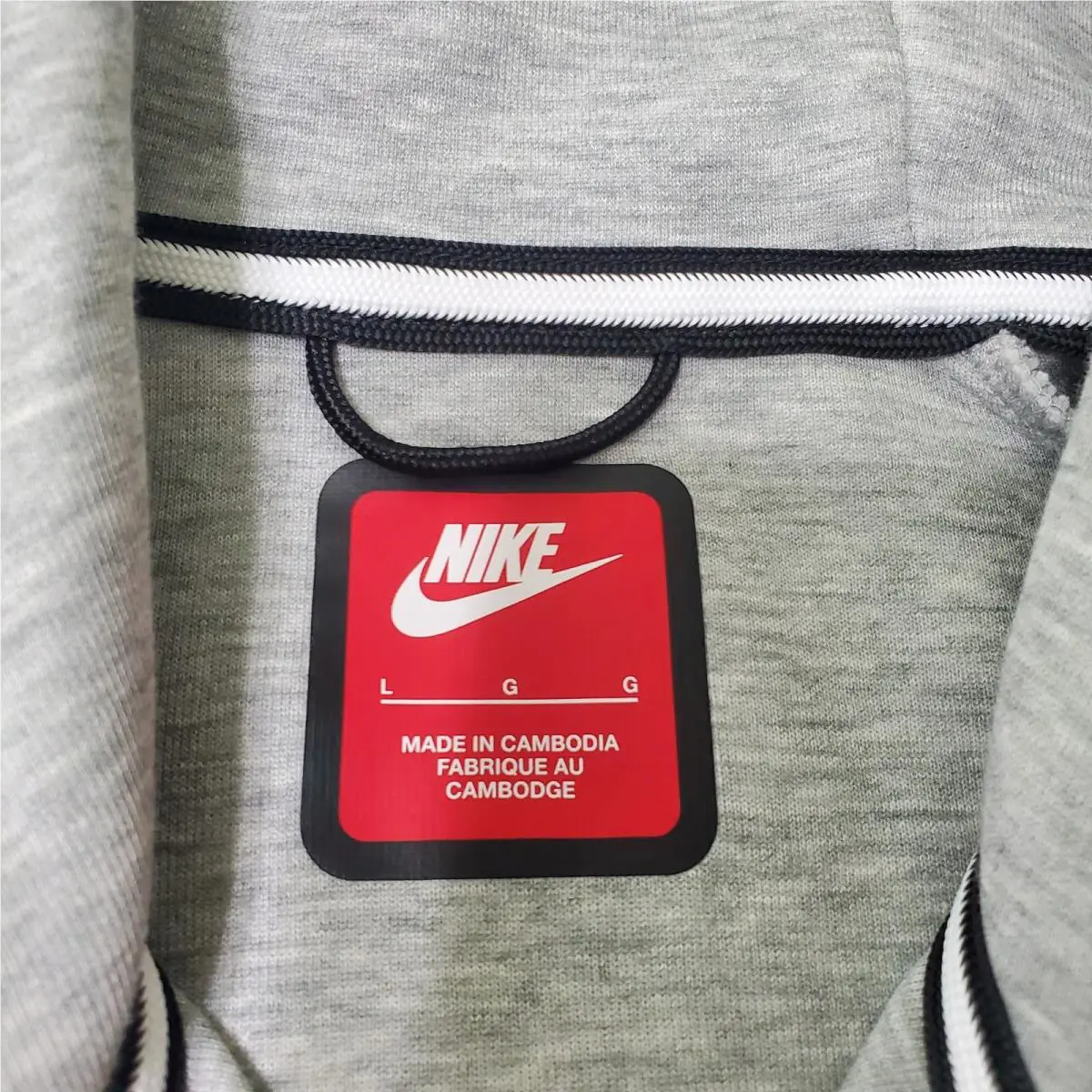Nike clothing - Nike Tech - Tech - Gray 5