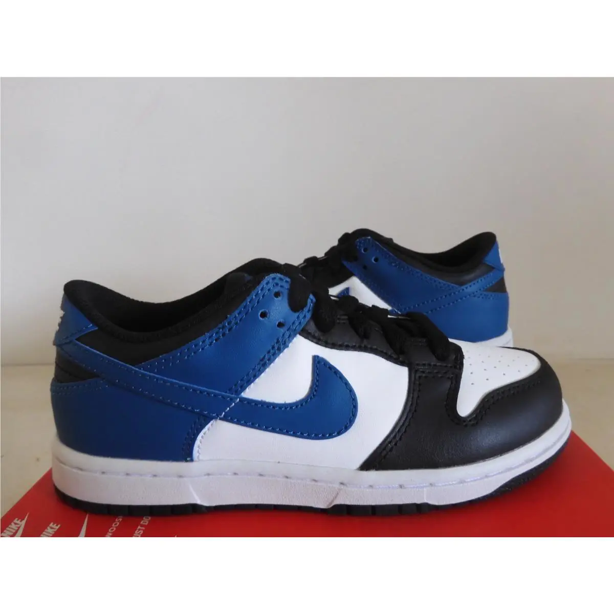 Nike shoes - Nike Dunk - Dunk - White (UPC: 196608422358) 0