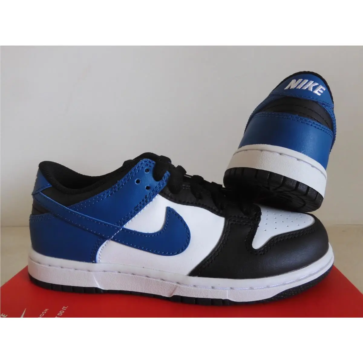 Nike shoes - Nike Dunk - Dunk - White (UPC: 196608422358) 1