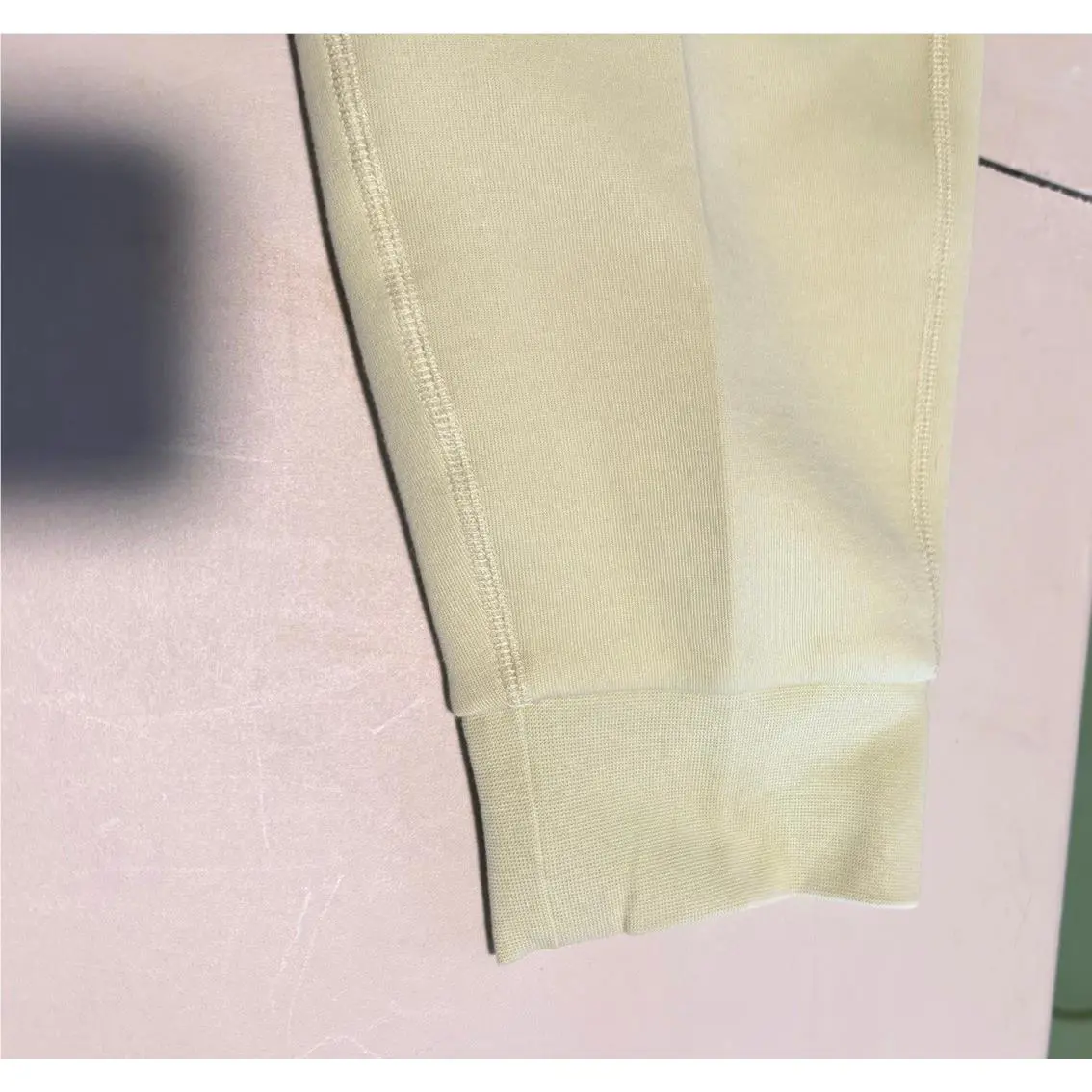 Nike clothing - FB8002-371 - FB8002-371 - Green Olive Aura 3
