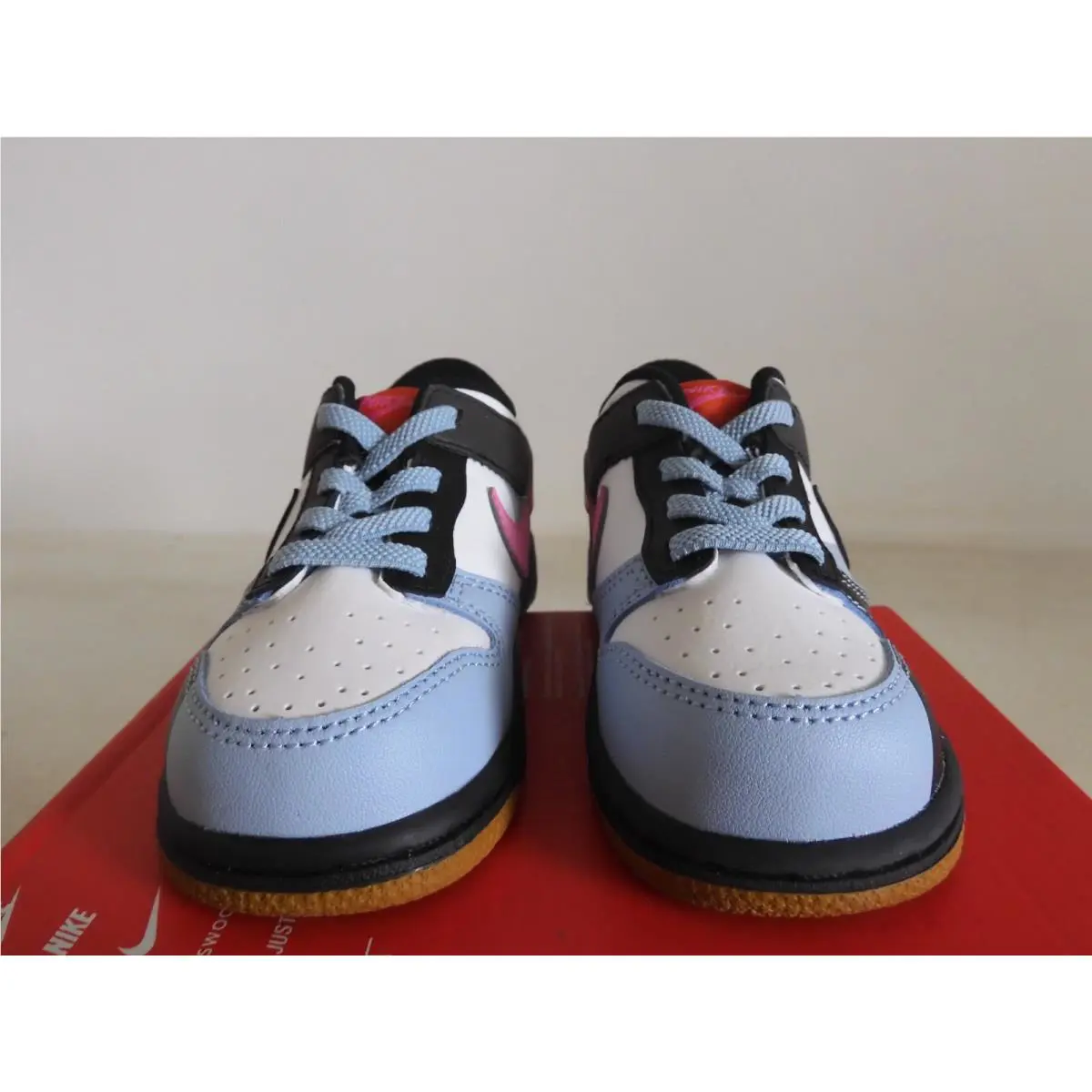 Nike shoes - Nike Dunk SB - Dunk - White (UPC: 196975926480) 1