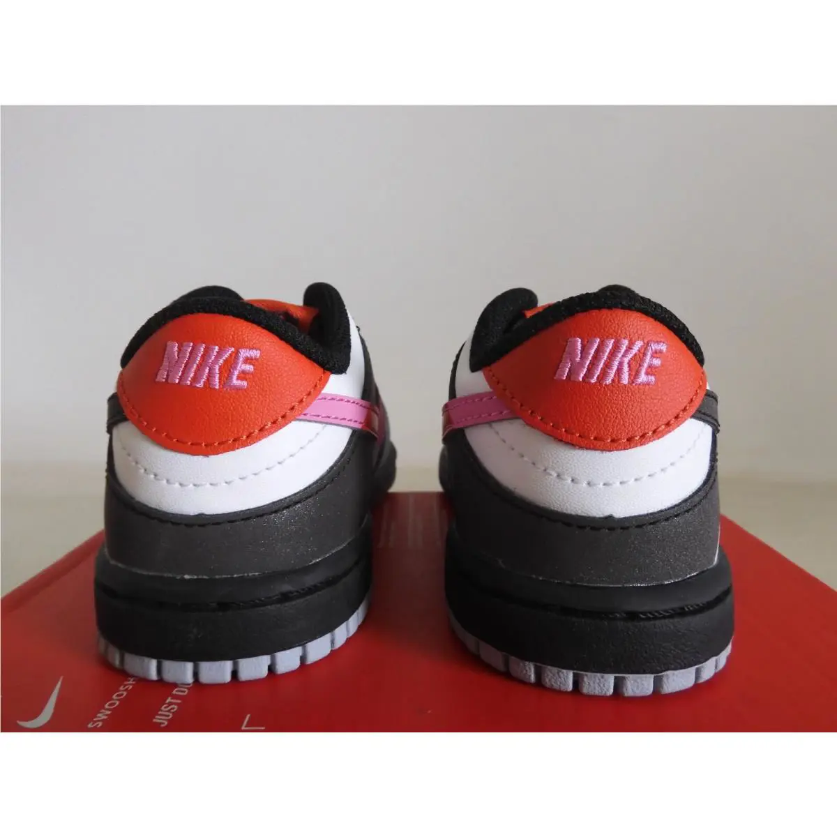 Nike shoes - Nike Dunk SB - Dunk - White (UPC: 196975926480) 2
