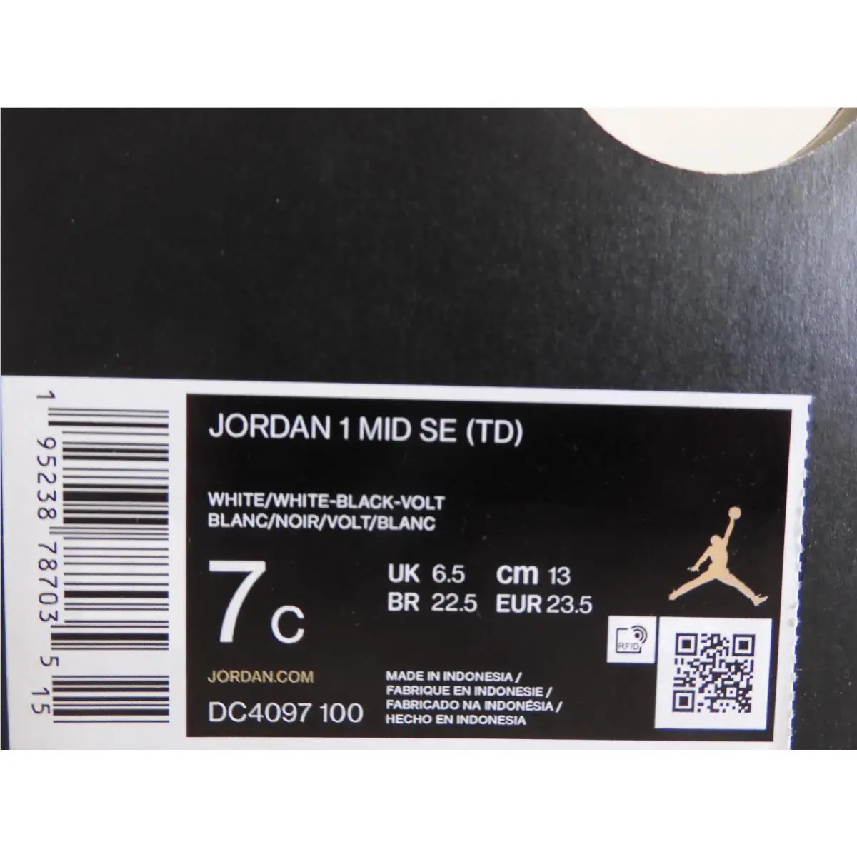 Nike shoes - Air Jordan 1 Mid - Air Mid - White (UPC: 195238787035) 3