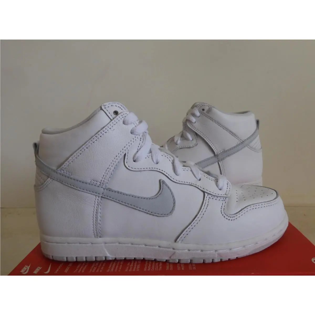Nike shoes - Nike Dunk - Dunk - White (UPC: 194954311746) 0