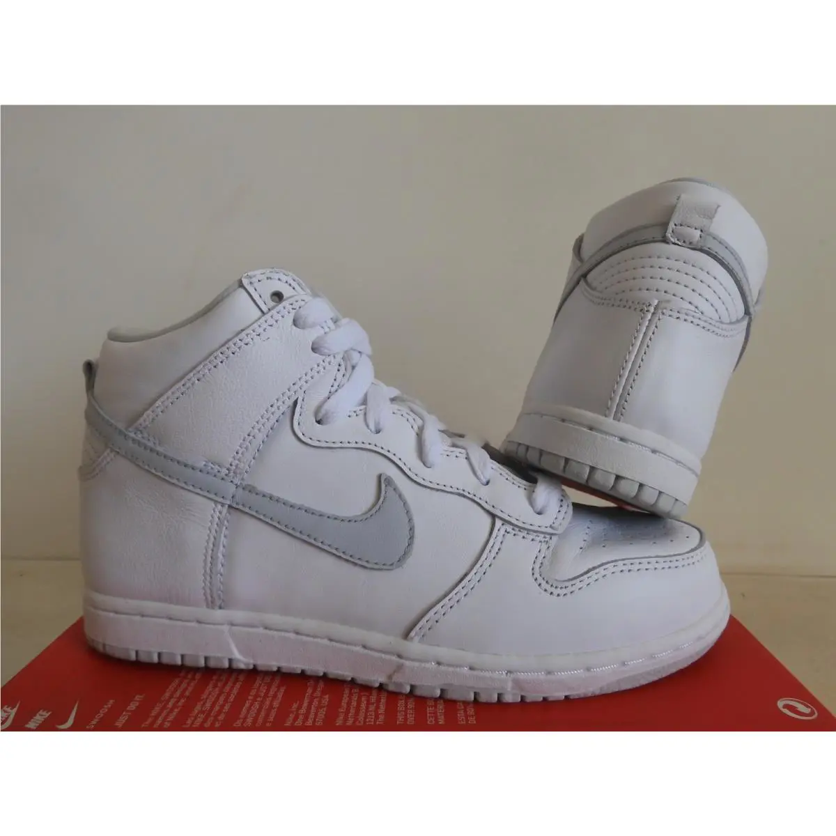 Nike shoes - Nike Dunk - Dunk - White (UPC: 194954311746) 1
