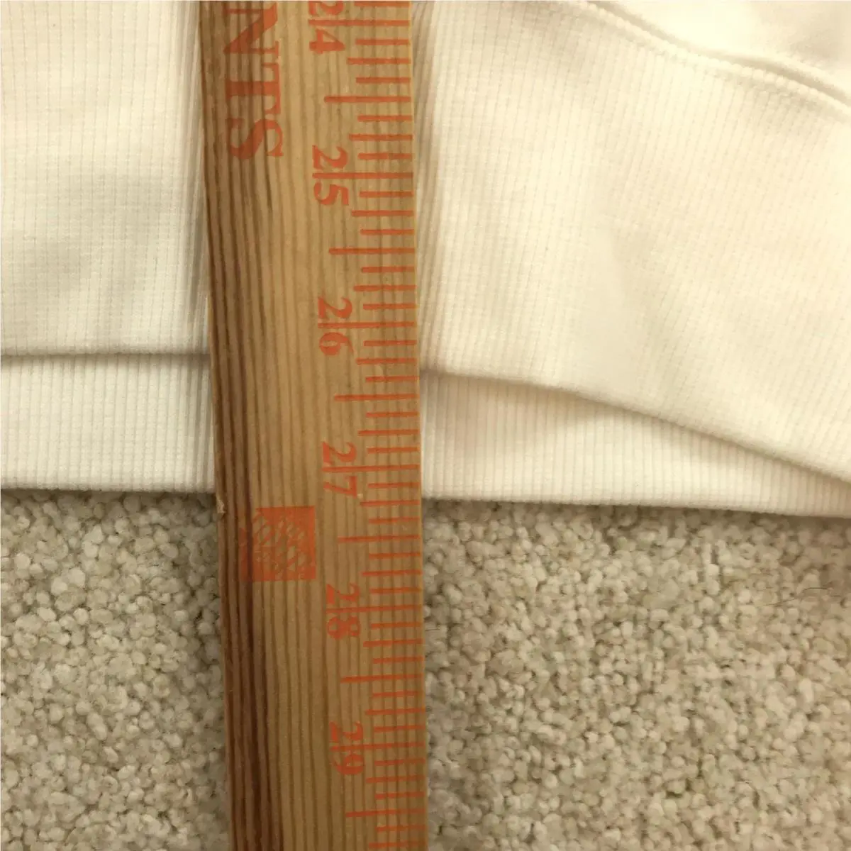 Nike clothing - Ivory (UPC: 198480290742) 3