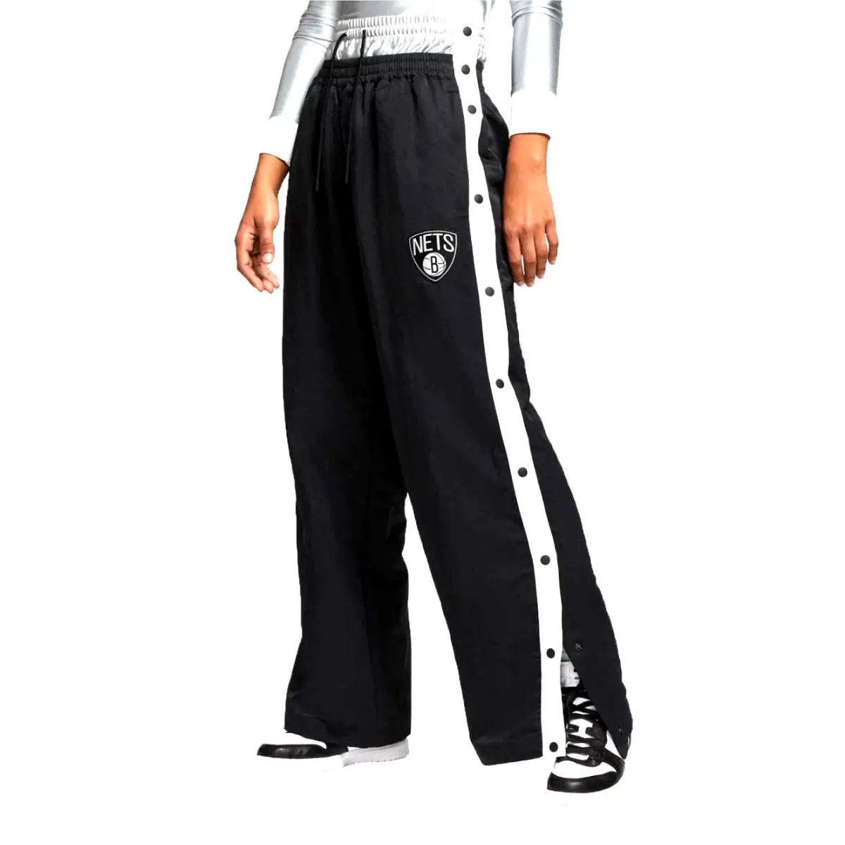 Nike clothing - Black (UPC: 194499484844) 0