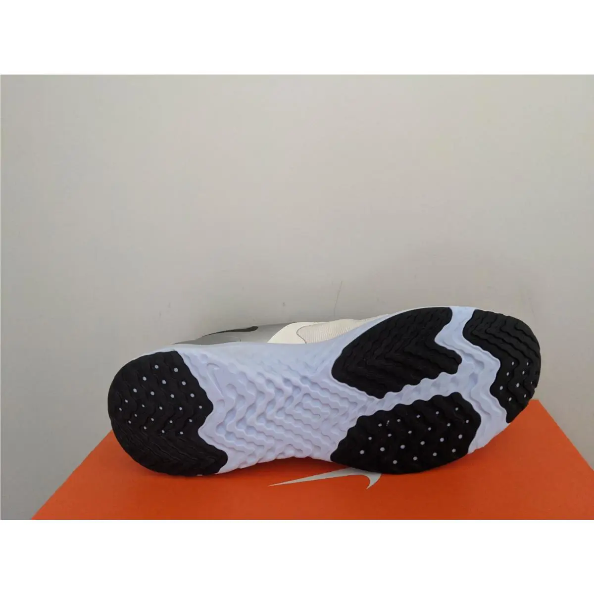 Nike shoes - Nike Odyssey React - Odyssey React - Metallic Silver/Black-Sail 4