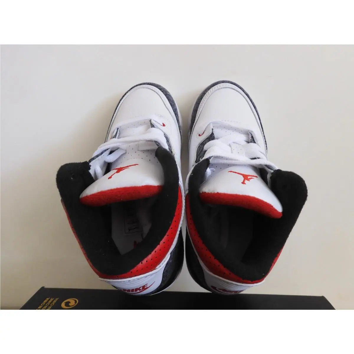 Nike shoes - Air Jordan 3 - Air - White (UPC: 194497196312) 4