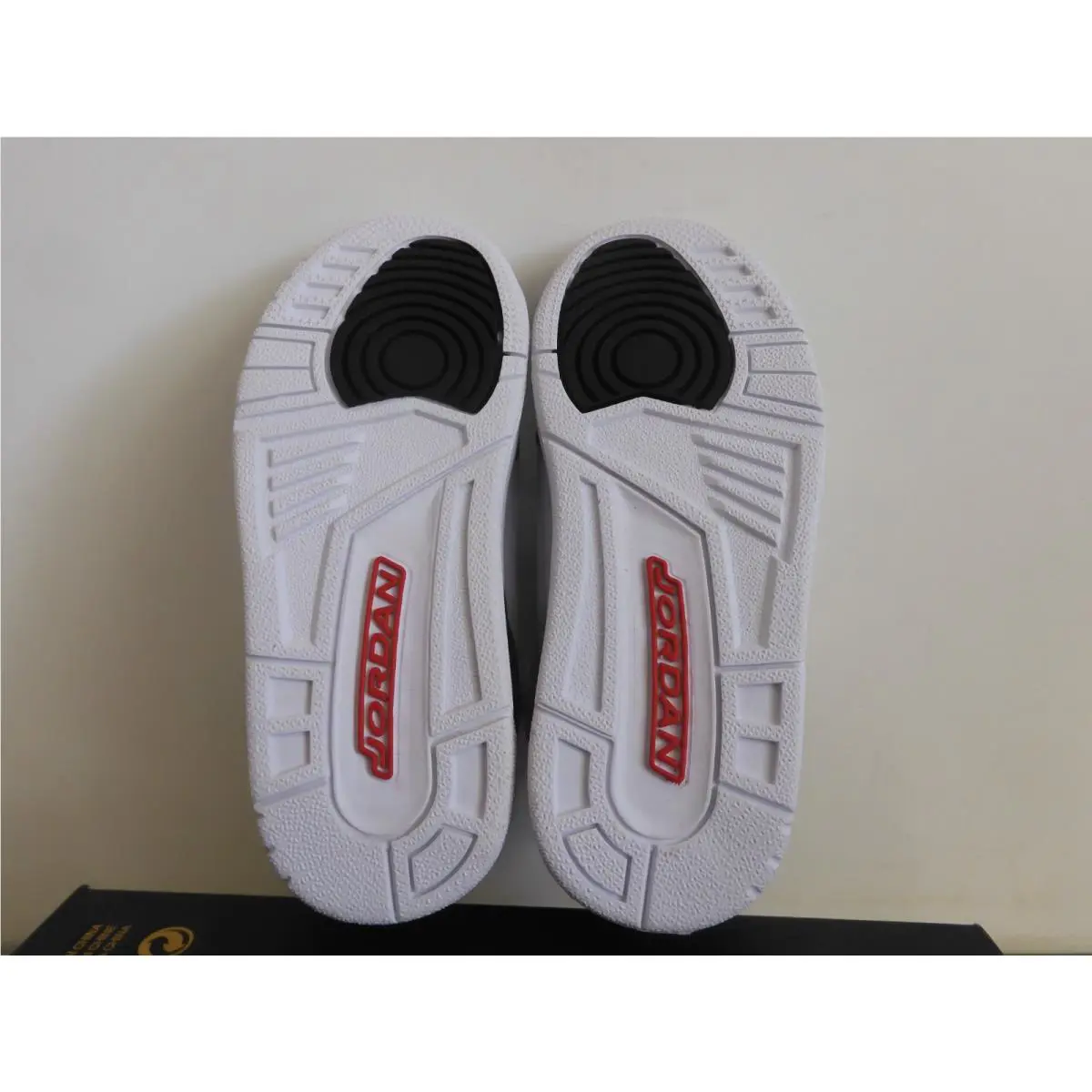 Nike shoes - Air Jordan 3 - Air - White (UPC: 194497196312) 5