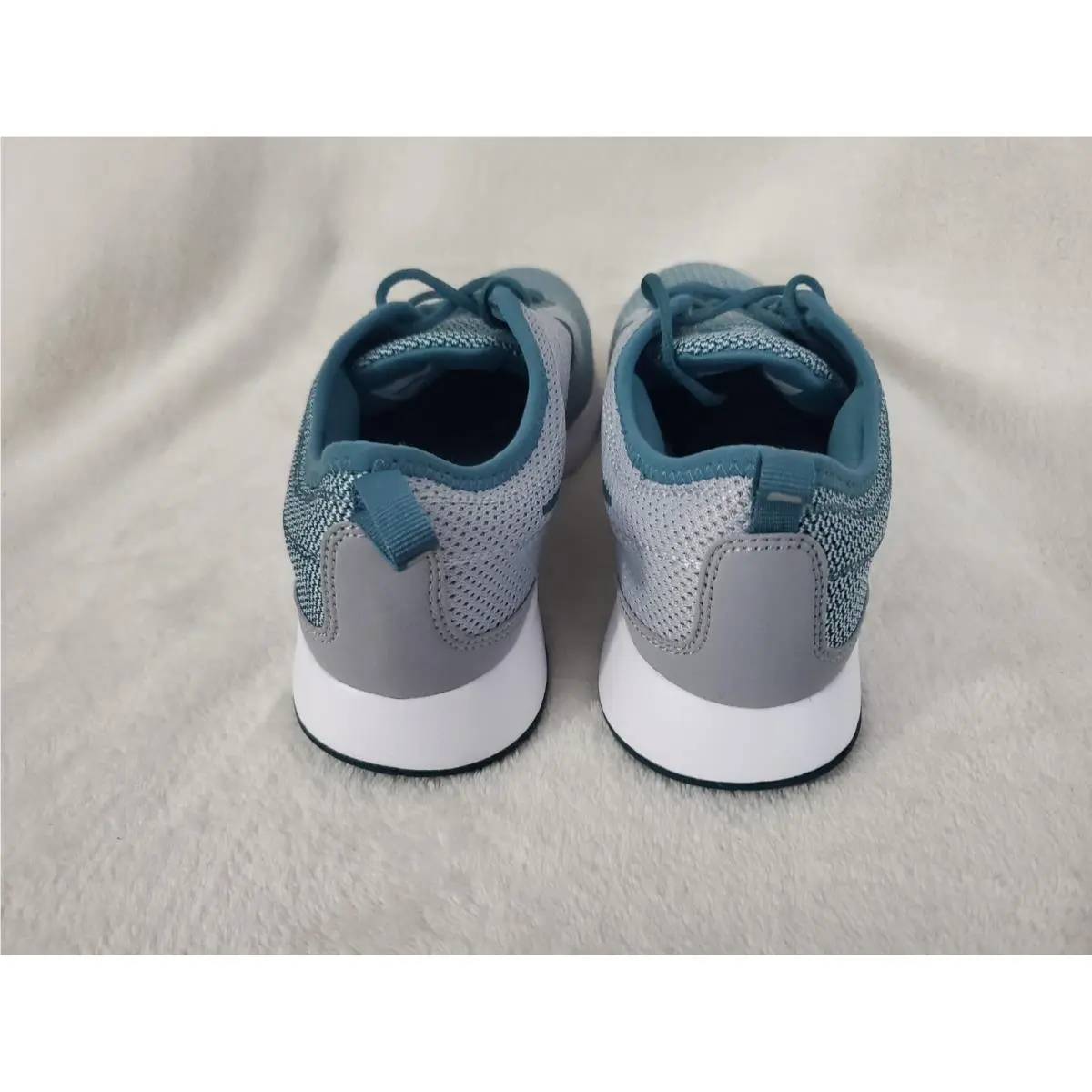 Nike shoes - Green (UPC: 887229520119) 4