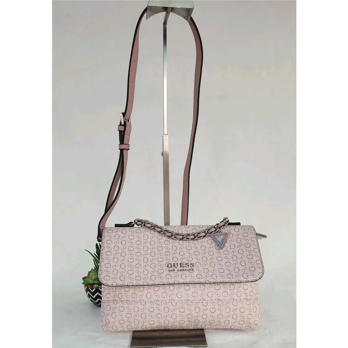 Guess Los Angeles Crossbody Light Rose Purse Dominique Multi Zipper Cha
