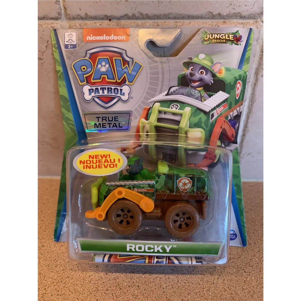 Paw Patrol Jungle Rescue Rocky True Metal Diecast Car Super Rare Mud Tires