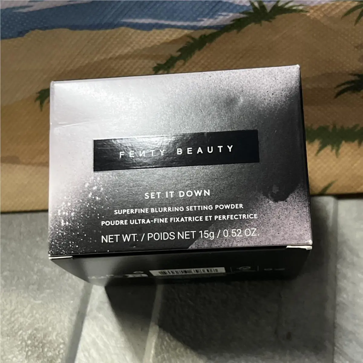 Fenty Beauty Set IT Down Super Fine Blurring Setting Powder 15g/0.52 Oz. Butter