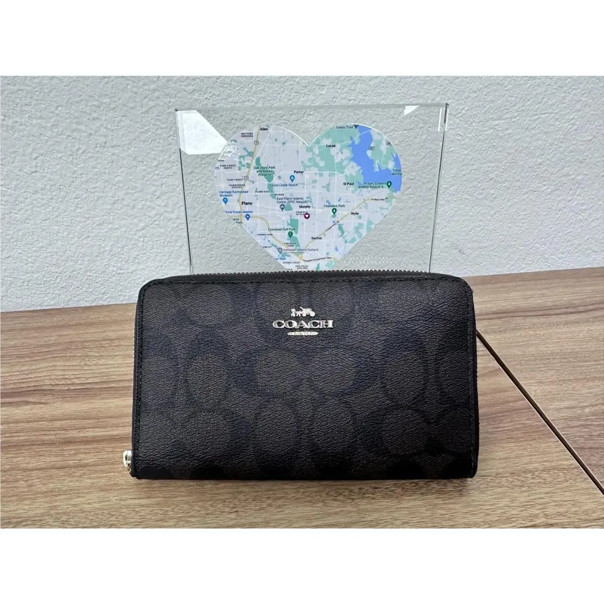 Coach F88913 Zip Wallet For Women - Brown/black