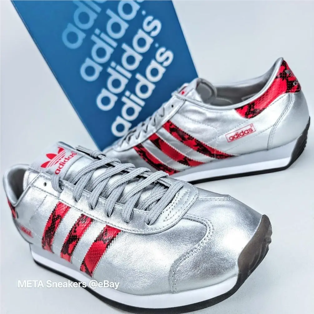 Adidas shoes - adidas Japan - Japan - JP7088 - Metallic / Better Scarlet / Core Black 3