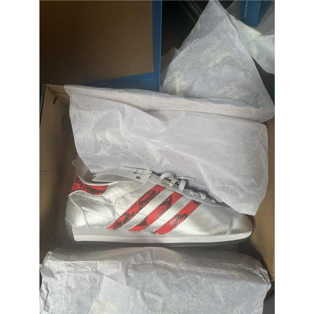 Adidas shoes - adidas Country - Country - JP7088 - Silver 3