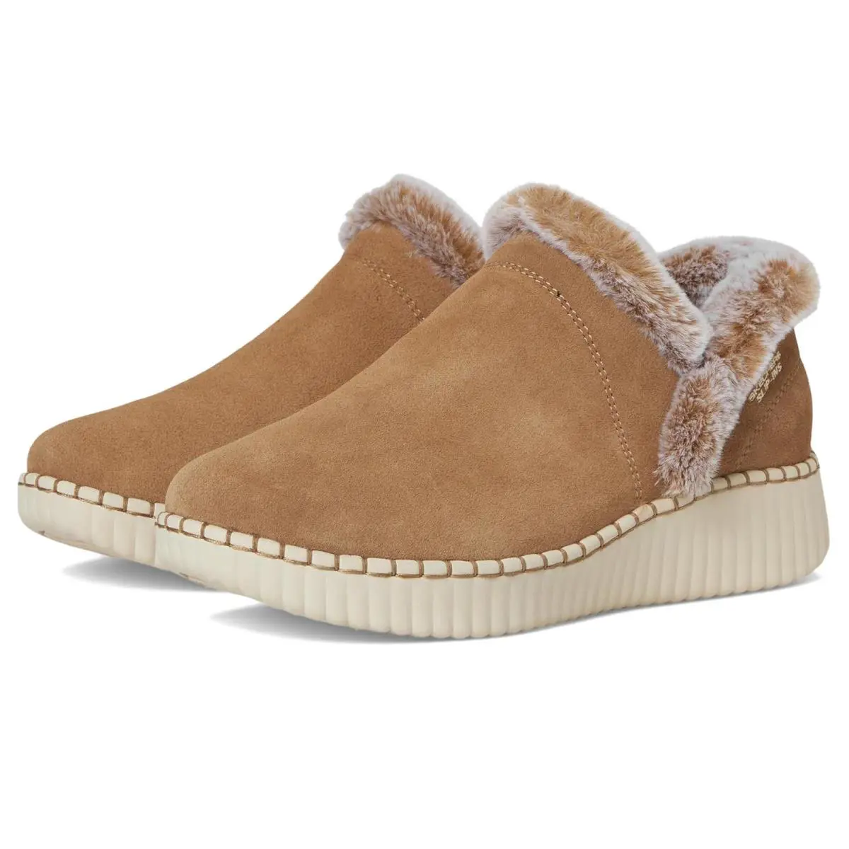 Woman`s Boots Skechers Wilshire Blvd - Fallin For You Hands Free Slip-ins - Chestnut
