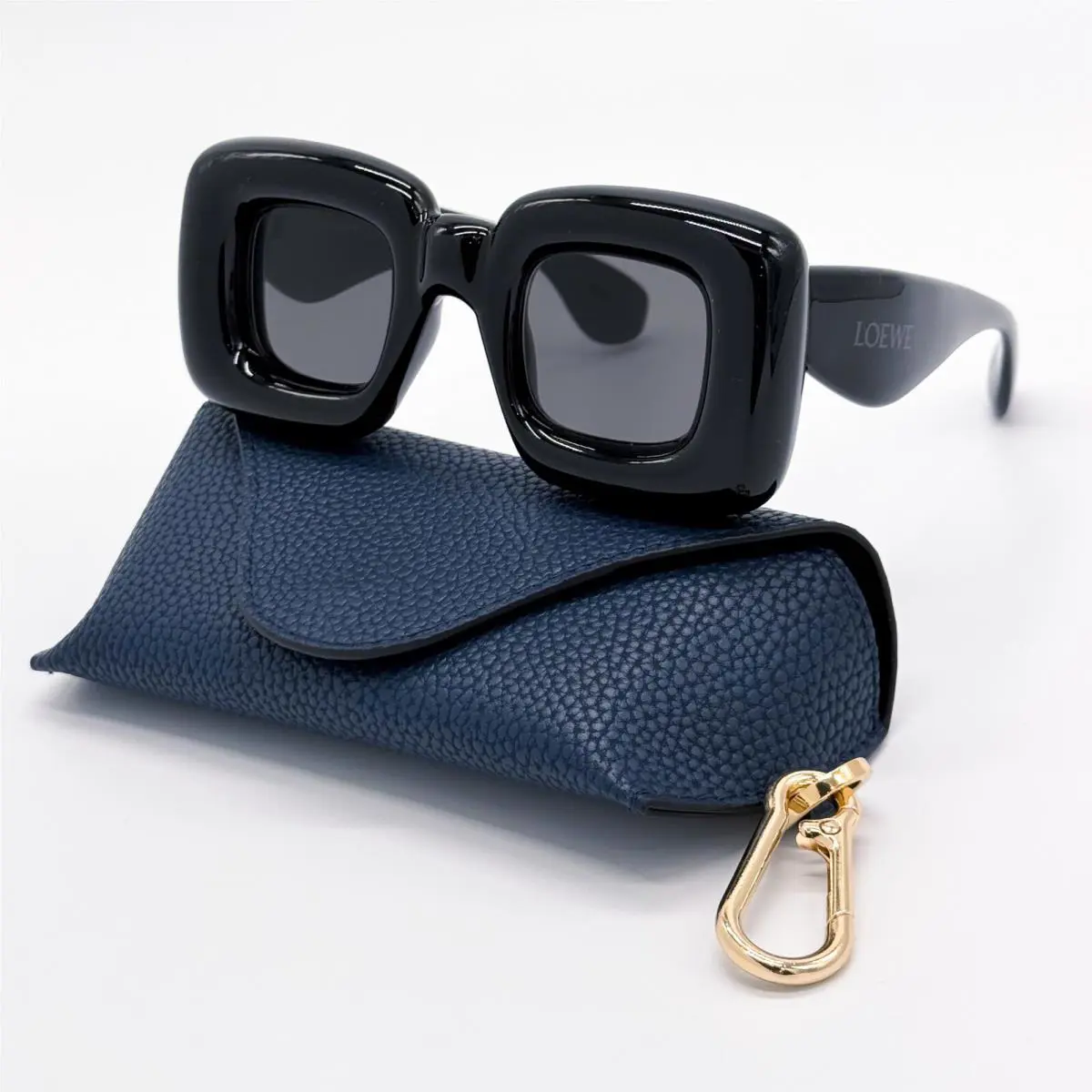 Loewe Unisex Black Sunglasses Loewe LW40098I 01A