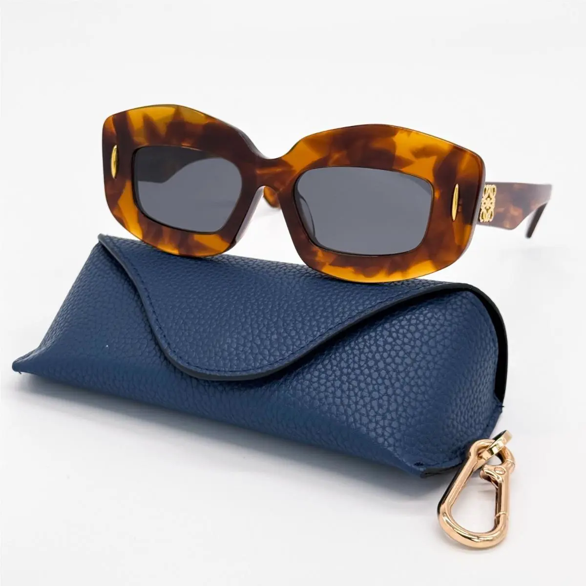 LW40114F 53A Loewe Sunglasses Havana Grey