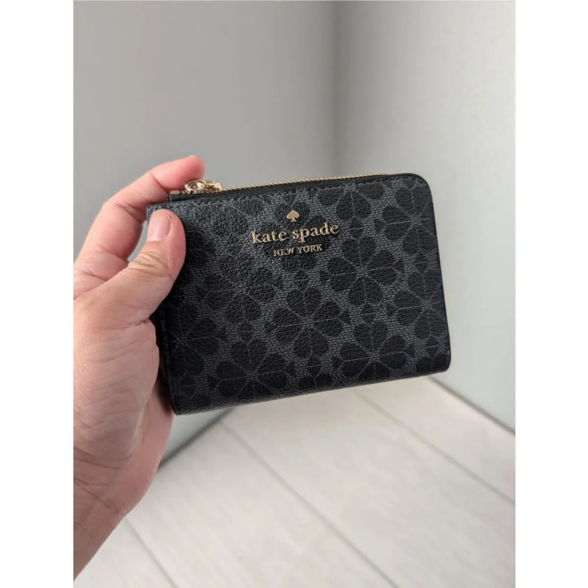 Kate Spade KK894 Spade Flower Small L-zip Wallet In Black