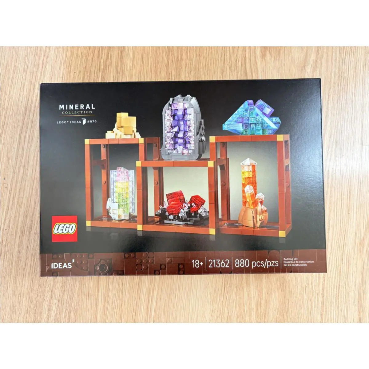 Lego Ideas: Mineral Collection 21362